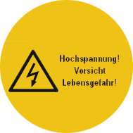 Ein Warnschild mit dem Symbol eines Blitzes und deutschem Text, das vor Hochspannung warnt.
